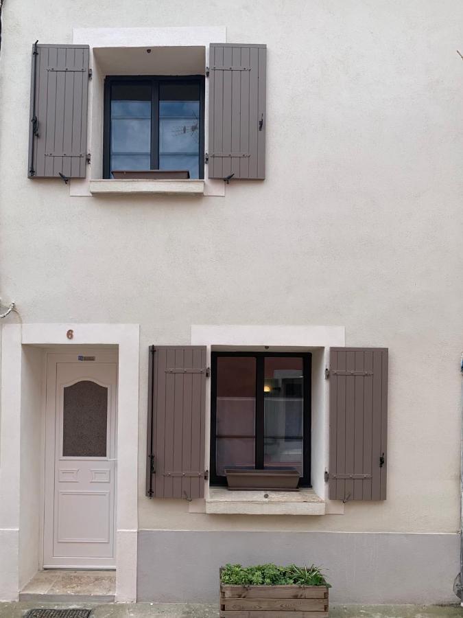 Appartements 3 Etoiles Terrasse Ou Patio Intra-Muros エーグ・モルト エクステリア 写真