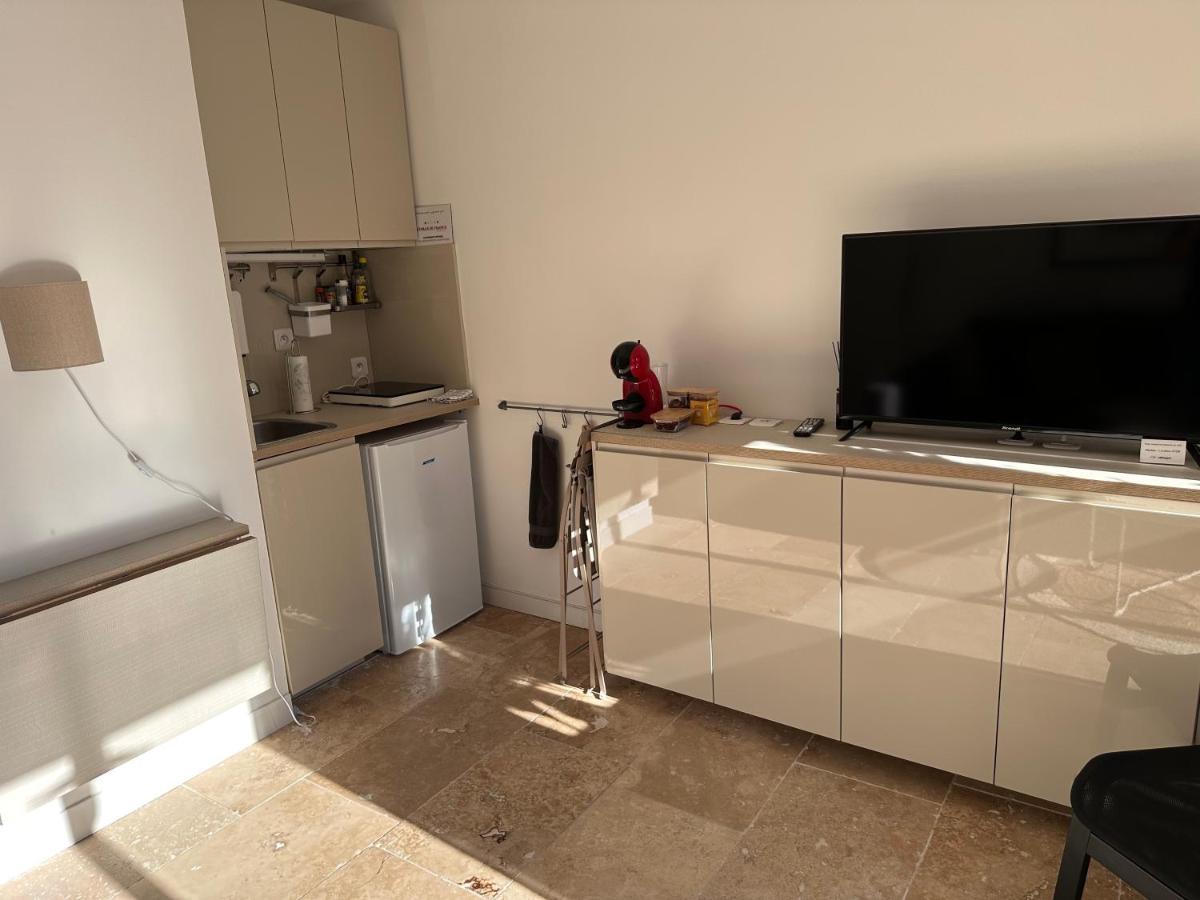 Appartements 3 Etoiles Terrasse Ou Patio Intra-Muros エーグ・モルト エクステリア 写真