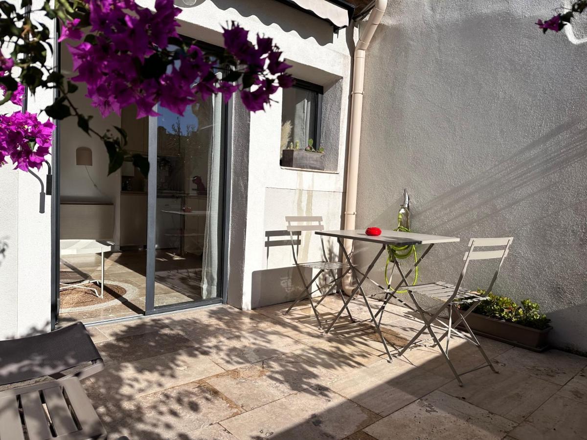 Appartements 3 Etoiles Terrasse Ou Patio Intra-Muros エーグ・モルト エクステリア 写真